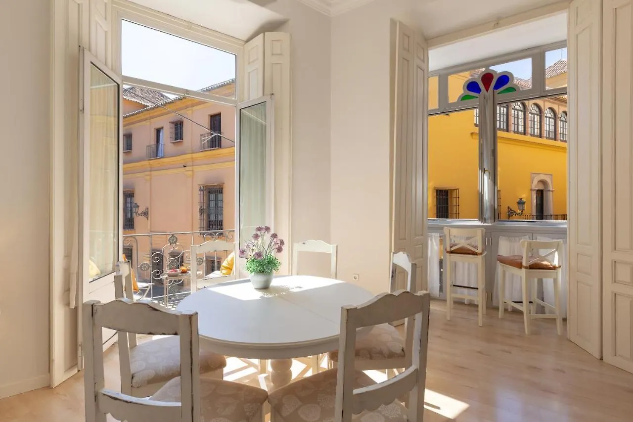 Luminoso Apartamento De Dos Habitaciones Con Vistas A Las Catedral مالقة