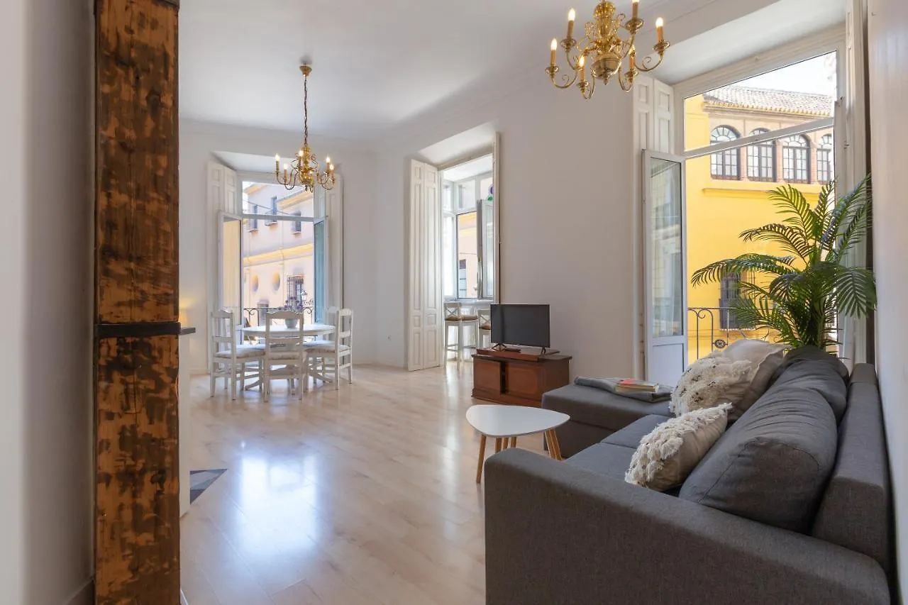 شقة Luminoso Apartamento De Dos Habitaciones Con Vistas A Las Catedral مالقة